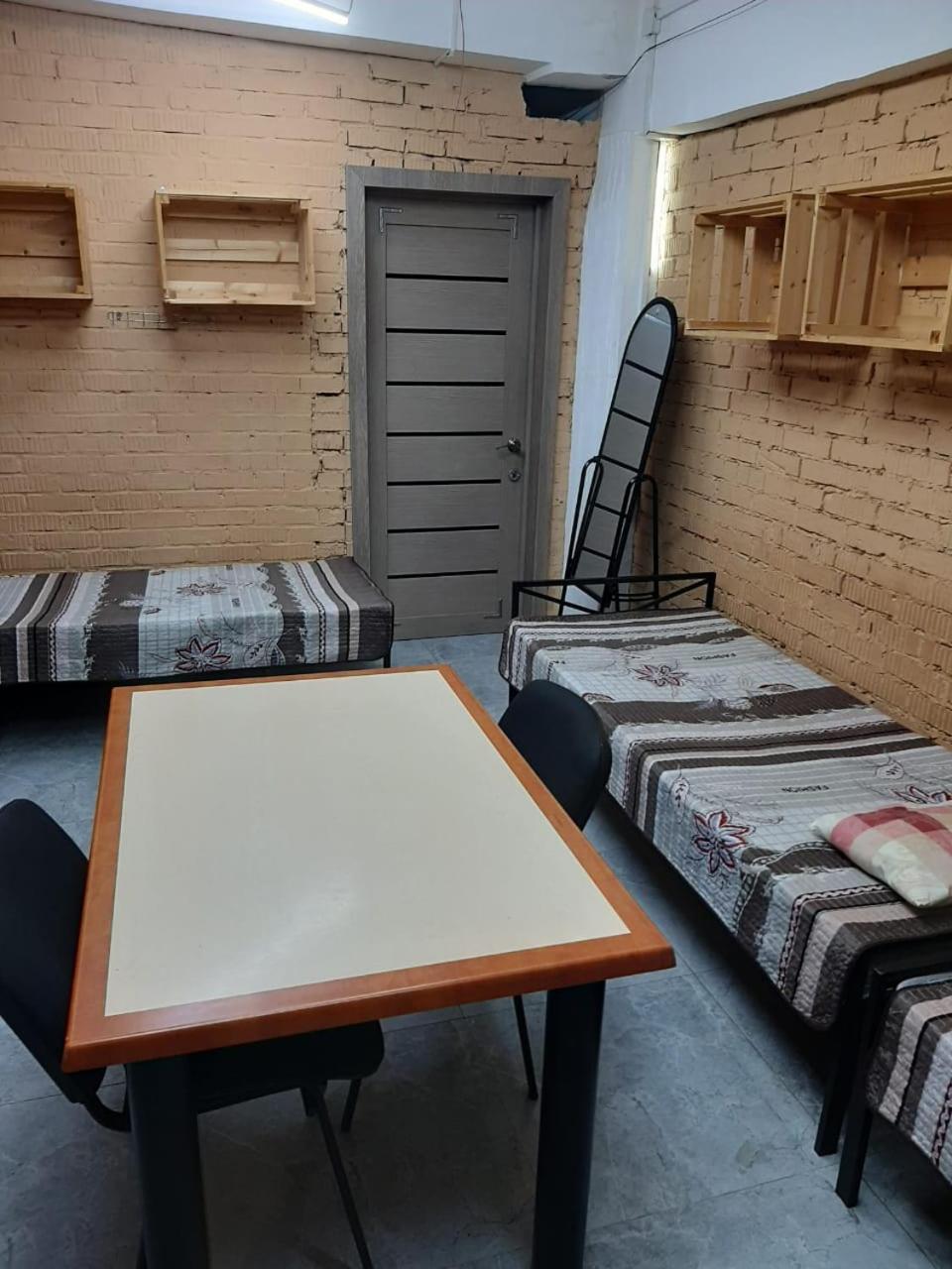 Фэмили Хостел Almatî Exterior foto